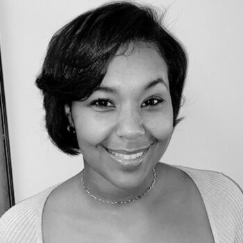 Breeania Dalton, Optician